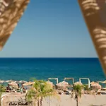 Alia Suites And Spa