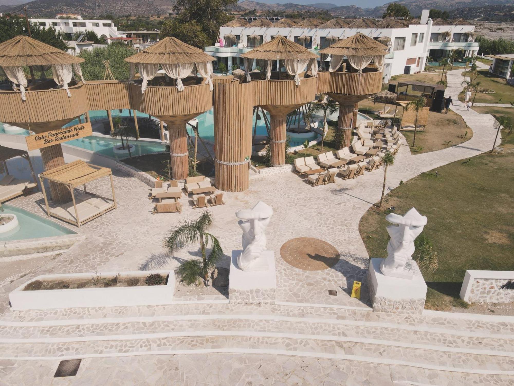 Hotel Alia And